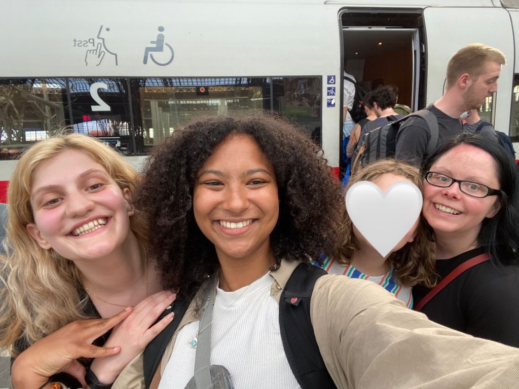 Nora and I saying goodbye to Julia and Charlotte at the train station